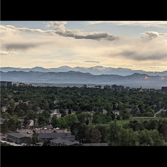 Meet your Posher, Kay - Picture 1 of 2